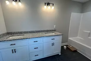 556 Caleb Cir, Jesup, GA 31545 - Photo 16
