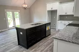 556 Caleb Cir, Jesup, GA 31545 - Photo 6