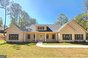 104 Canterbury Dr, Lagrange, GA 30241 - Photo 1