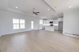 201 Bailey Cir, Thomasville, GA 31757 - Photo 12