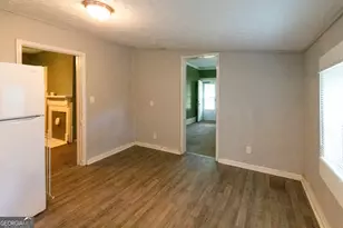 308 Poplar St, Hogansville, GA 30230 - Photo 6