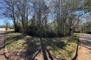 219 Banks St, Lagrange, GA 30240 - Photo 1