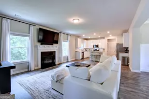 5690 Winding Lakes Dr, Cumming, GA 30028 - Photo 8