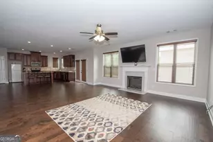 379 Linman Dr, Lagrange, GA 30241 - Photo 6