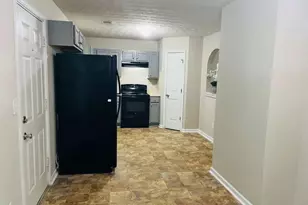 690 SW Escalade Dr, Atlanta, GA 30349 - Photo 12