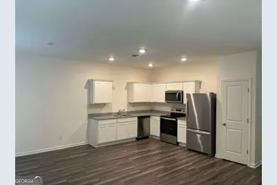 3573 Bluebird Court, Atlanta, GA 30331 - Photo 2