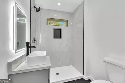 388 Sargent Drive SE, Atlanta, GA 30315 - Photo 16