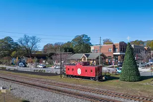 6737 Leigh St, Flowery Branch, GA 30542 - Photo 102