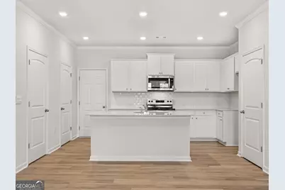 6737 Leigh Street, Flowery Branch, GA 30542 - Photo 6