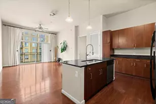 711 Cosmopolitan Dr NE, Atlanta, GA 30324 - Photo 2