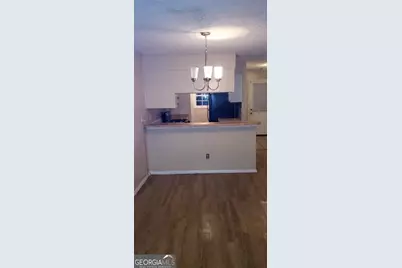 539 Prince Of Wales, Stone Mountain, GA 30083 - Photo 4