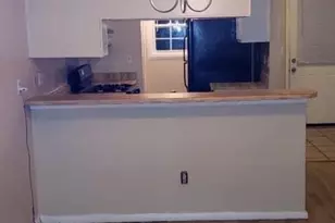 539 Prince of Wales, Stone Mountain, GA 30083 - Photo 4