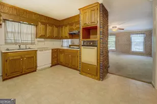 660 Kirkus Dr SE, Conyers, GA 30094 - Photo 16