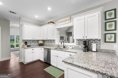 202 Plantation Trail, Statesboro, GA 30458 - Photo 10