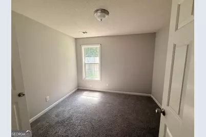 135 Flowers Drive, Covington, GA 30016 - Photo 8