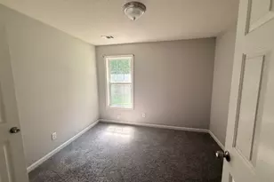 135 Flowers Dr, Covington, GA 30016 - Photo 8