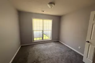 135 Flowers Dr, Covington, GA 30016 - Photo 10