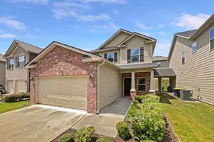 6271 Hickory Ln Cir, Union City, GA 30291 - Photo 2