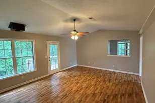 573 Elrod Ave, Jefferson, GA 30549 - Photo 4