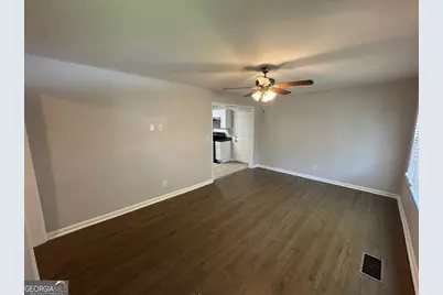 2720 Dearwood Drive SW, Atlanta, GA 30315 - Photo 4