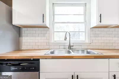 702 Magnolia Drive, Dublin, GA 31021 - Photo 12