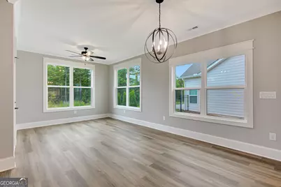 390 Redhaven Drive, Senoia, GA 30276 - Photo 14