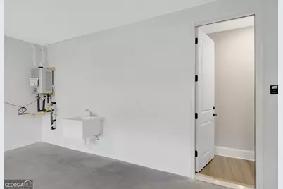 390 Redhaven Drive, Senoia, GA 30276 - Photo 34