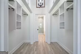 304 W Jones St, Savannah, GA 31401 - Photo 16