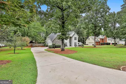 210 Gaelic Way, Tyrone, GA 30290 - Photo 2