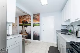 215 Piedmont Ave NE, Atlanta, GA 30308 - Photo 14