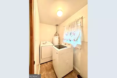 295 Grove Street, Barnesville, GA 30204 - Photo 32