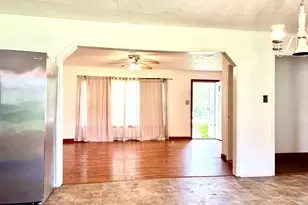 295 Grove St, Barnesville, GA 30204 - Photo 22