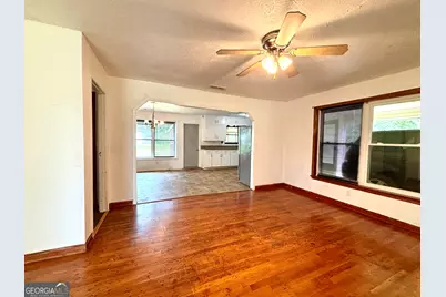 295 Grove Street, Barnesville, GA 30204 - Photo 14