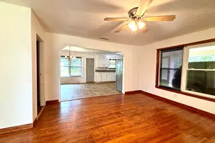 295 Grove St, Barnesville, GA 30204 - Photo 14