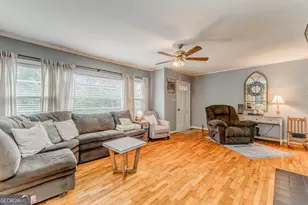 394 Roseway Cir, Summerville, GA 30747 - Photo 6