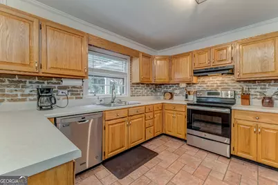 394 Roseway Circle, Summerville, GA 30747 - Photo 10