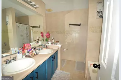 2176 Cold Springs Circle, Lithonia, GA 30058 - Photo 14