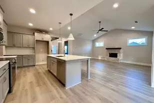 217 Perkins Place Dr, Hogansville, GA 30230 - Photo 10