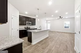 8381 Columbia Ct, Palmetto, GA 30268 - Photo 6