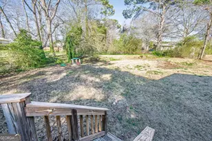 3006 Deshong Dr, Stone Mountain, GA 30087 - Photo 18