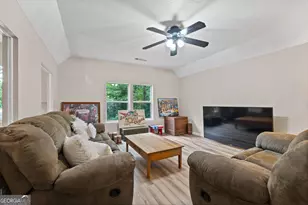 319 Le Paradis Blvd, Sharpsburg, GA 30277 - Photo 42