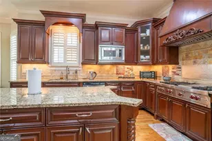 2267 Valla Parc Ct, Marietta, GA 30062 - Photo 18