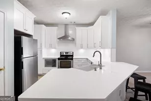 517 Rendezvous Rd, Acworth, GA 30102 - Photo 6