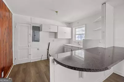 138 Main Street, Sharpsburg, GA 30277 - Photo 8