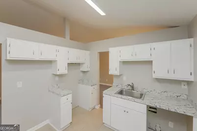 145 Lynda Lane, Fairburn, GA 30213 - Photo 6