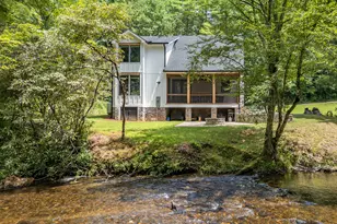 241 Riverview Dr, Robbinsville, NC 28771 - Photo 2