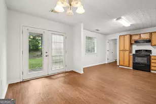 103 N Cir Dr, Ellenwood, GA 30294 - Photo 12