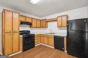 103 N Cir Dr, Ellenwood, GA 30294 - Photo 14