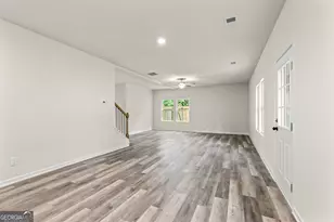1031 Lakeshore Dr, Jonesboro, GA 30236 - Photo 8