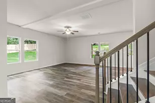 1031 Lakeshore Dr, Jonesboro, GA 30236 - Photo 6